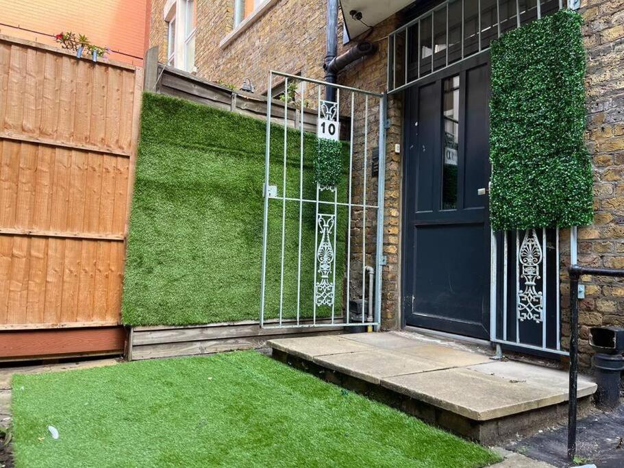 Tree Studio Apartment Barbican F3 Λονδίνο Εξωτερικό φωτογραφία